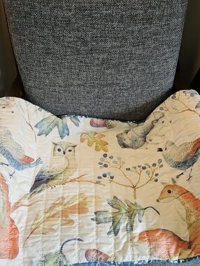 Wildlife Watercolor Throw Blanket - Cream with Multicolor Bird & Leaf Print